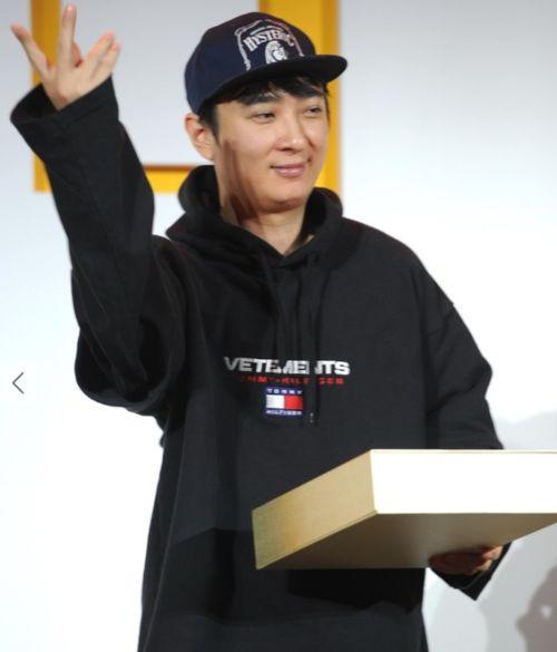 王思聪网红出去玩,奢华生活大揭秘