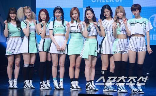 twice今日头条,魅力四射的K-pop女神们展现舞台魅力
